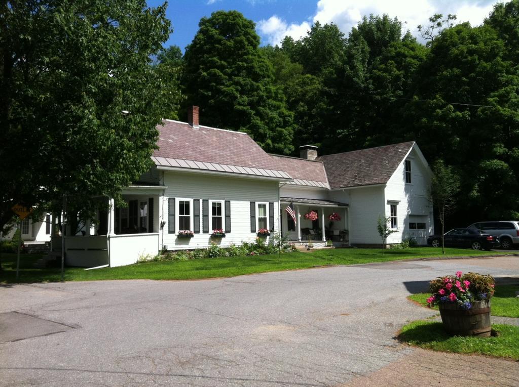 Hobble Inn Stowe Exterior foto